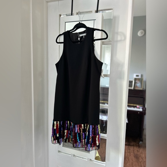 Trina Turk Holiday Dress - Picture 3 of 8